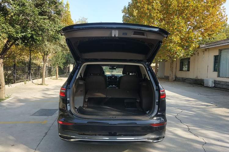 Used Volkswagen Viloran 2023 380TSI Prestige Edition
