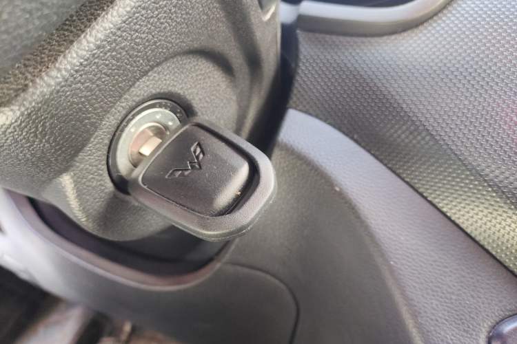 Used Wuling Hongguang 2021 1.5L S Base Version LAR