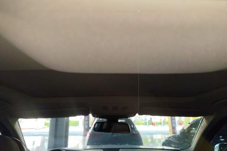 Used BMW 5 Series 2015 535Li Leading Model Headliner