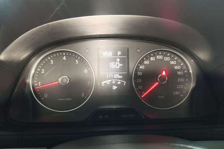 Used Volkswagen Lavida 2013 Restyled Classic 1.6L Automatic Comfort Edition Instrument Cluster
