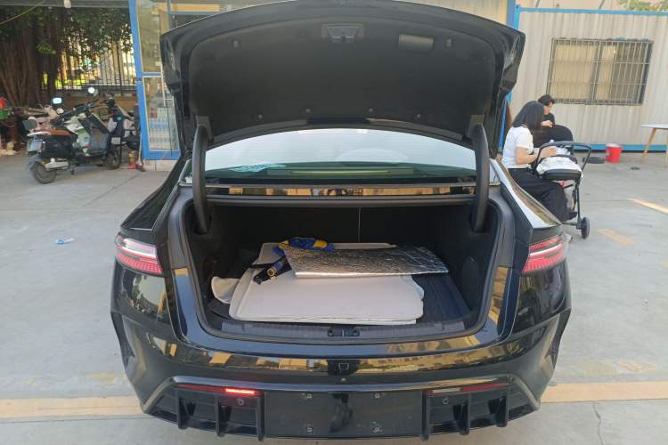 Used BYD Seal 2022 550 km Standard Range Rear-Wheel Drive Prestige Version