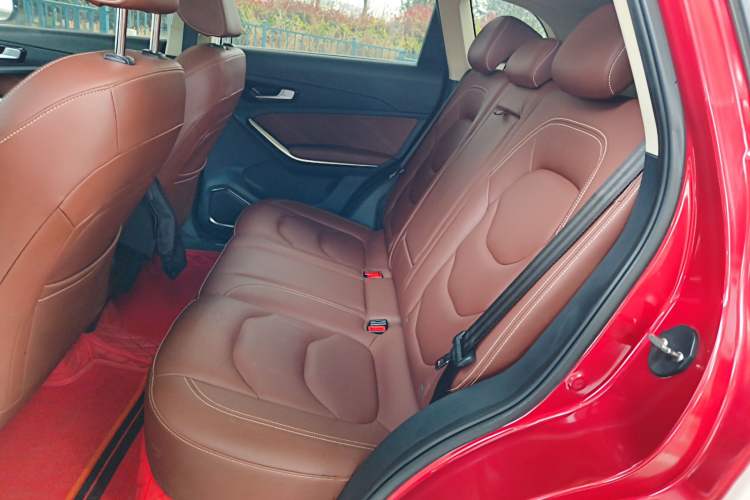 Used FAW Senya R9 2018 1.2T Automatic Luxury Smart Edition
