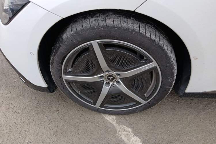 Used Mercedes-Benz EQE 2022 350 First Edition Special Version Exterior 4