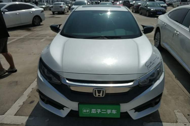Used Honda Civic 2016 220TURBO CVT Luxury Edition