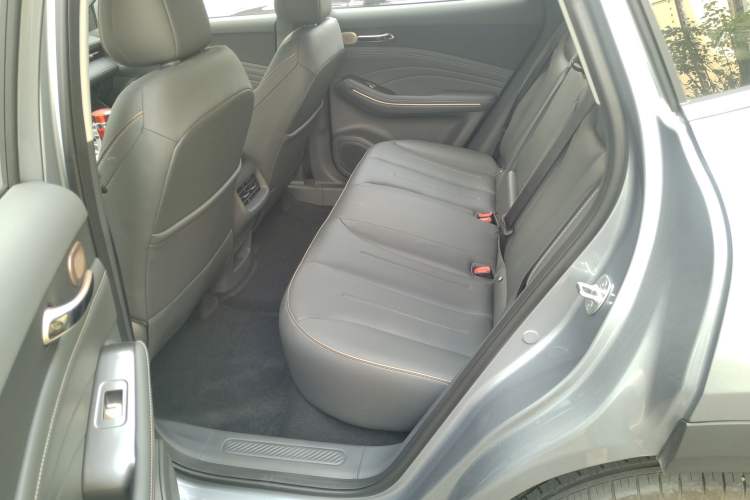 Used Baojun Yunhai 2025 Model 500km Pure Electric Travel Edition
