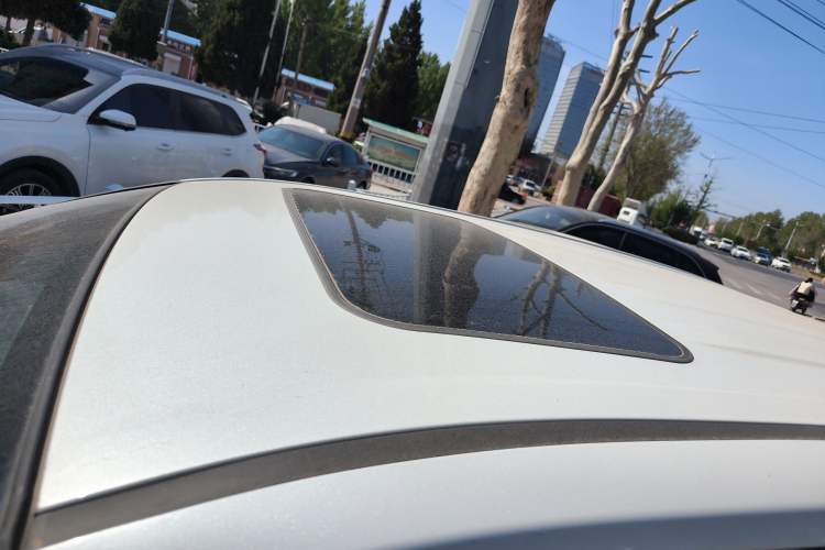 Used Toyota RAV4 2022 2.0L CVT Two-Wheel Drive Fashion Plus Edition Roof