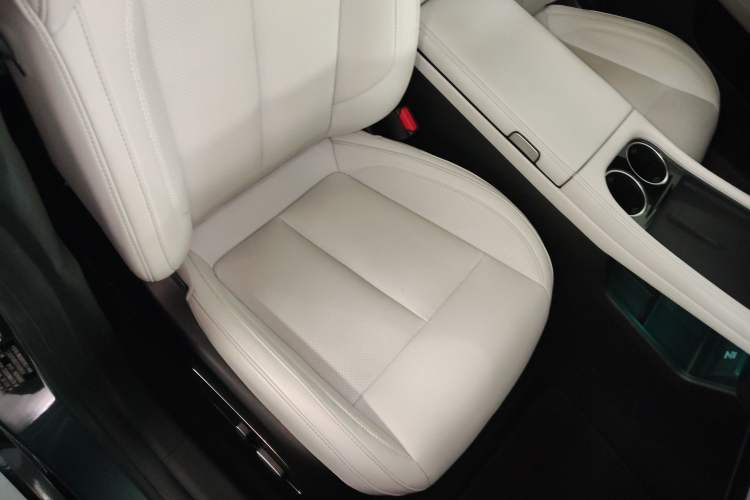 Used XPeng P7 2023 P7i 702 Max Right Front Seat