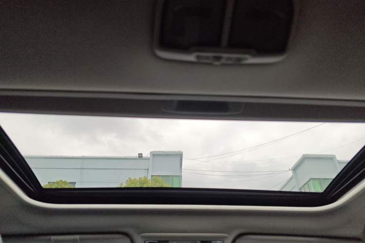 Used Subaru Outback 2017 2.5i Luxury Navigation Edition with EyeSight
