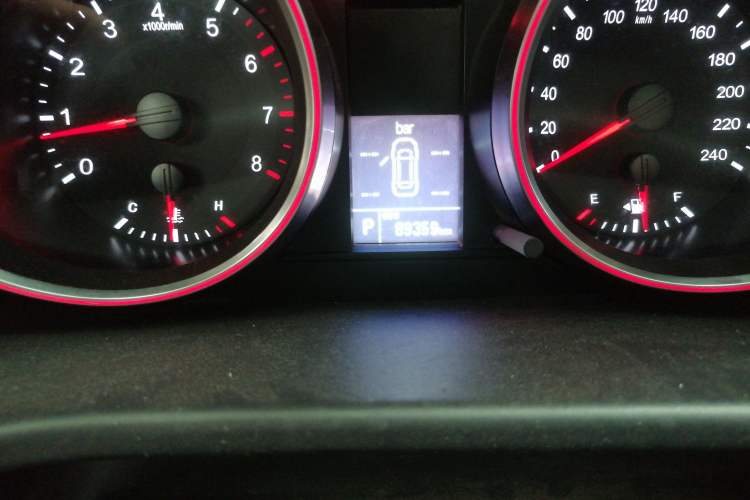 Used Haval H6 2017 Red-Label Sport Edition 1.5T Automatic Two-Wheel Drive Luxury Model
