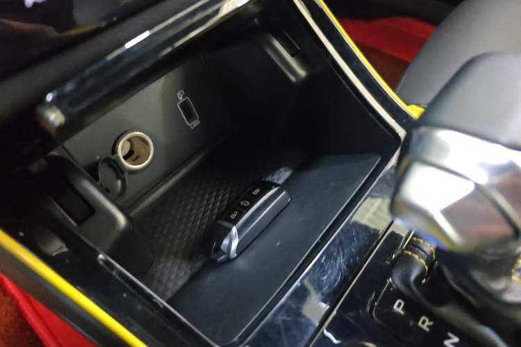 Used Dongfeng Aeolus Yixuan 2021 230T Automatic Hunter Edition