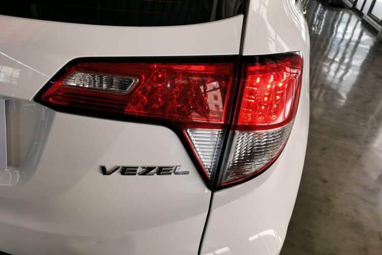 Used Honda Vezel 2020 1.5L CVT Pioneer Edition
