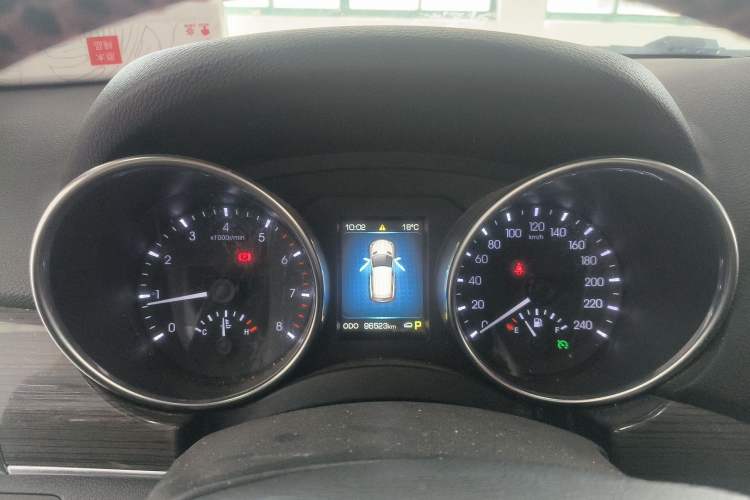 Used Haval H9 2015 2.0T Four-Wheel Drive Standard Model 7 Seats