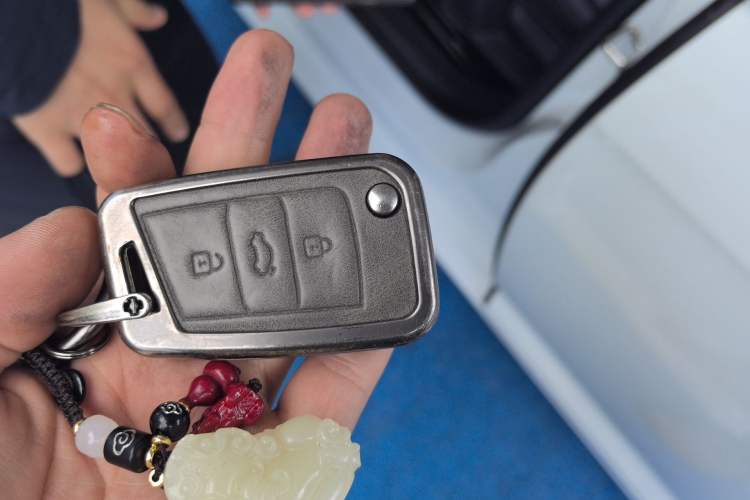 Used Volkswagen Lavida 2024 1.5L Automatic Starry Sky 5 Million Edition Vehicle Key