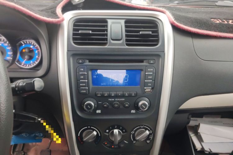 Used Suzuki Wagon R X5 2013 Revised Version 1.4L VVT Cruise Edition Audio And AC Panel