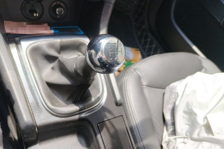 Used Citroen C4L 2013 1.8L Manual Jingzhi Edition
