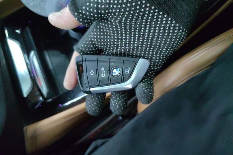 Used BMW X4 2019 xDrive25i M Sport Package Vehicle Key