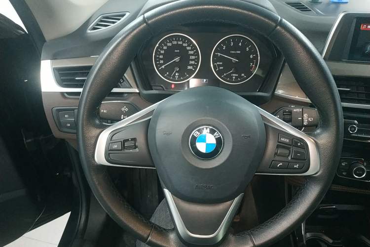 Used BMW X1 2018 sDrive18Li Luxury Model Steering Wheel
