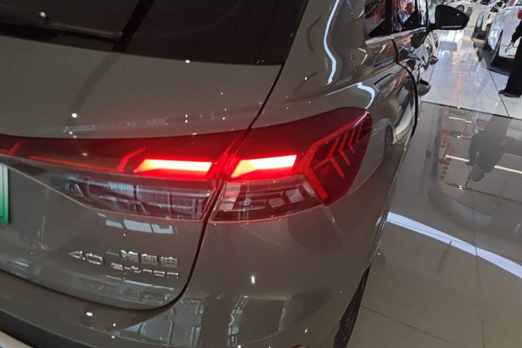 Used Audi Q4 e-tron 2023 40 e-tron Boundary Edition
