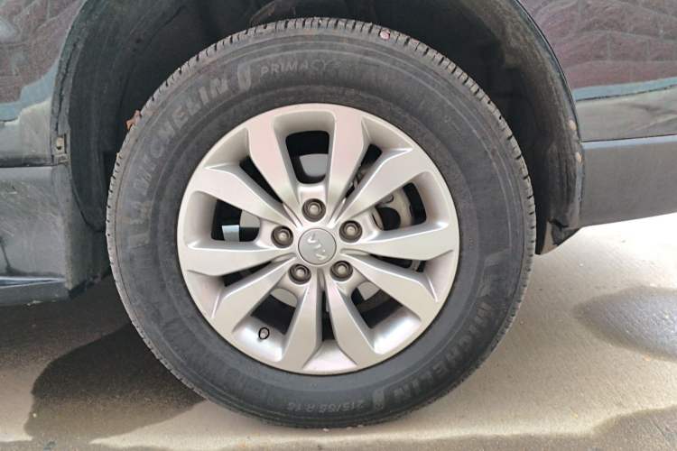 Used Kia Sportage 2013 2.0L Manual Two-Wheel Drive GL Trim