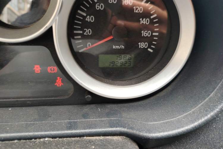 Used Foton MP-X E 2017 2.0L New Express Long Wheelbase 4Q20M Odometer Close Up