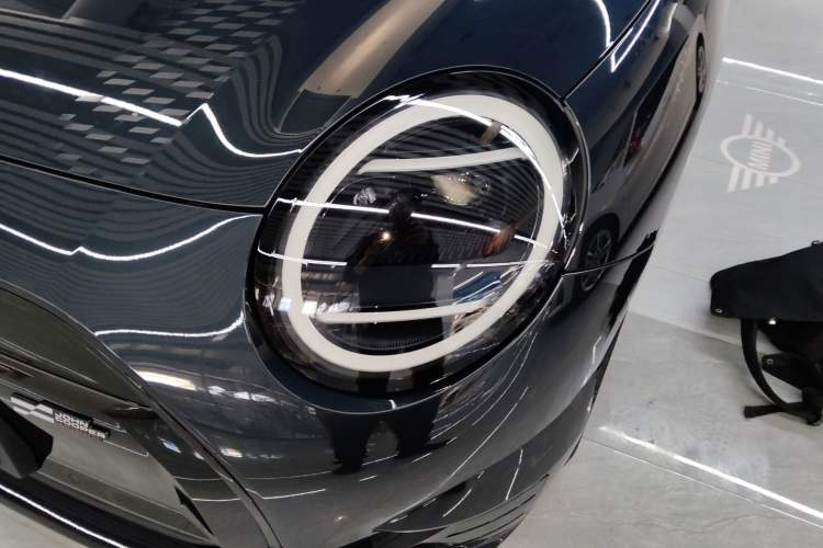 Used MINI Electric COOPER 2024 452km COOPER SE Racing Driver Left Front Headlight