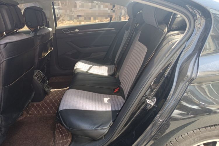 Used Volkswagen Magotan 2018 330TSI DSG Luxury Model Left Rear Seat