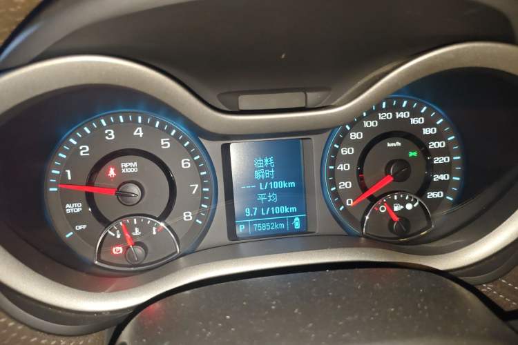 Used Chevrolet Malibu 2018 530T Automatic Fashion Edition Odometer Close Up