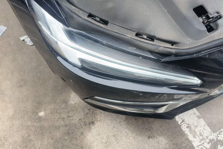 Used Volvo S90 New Energy 2019 T8 E-Drive Hybrid Honor Edition 3 Seats China V Standard