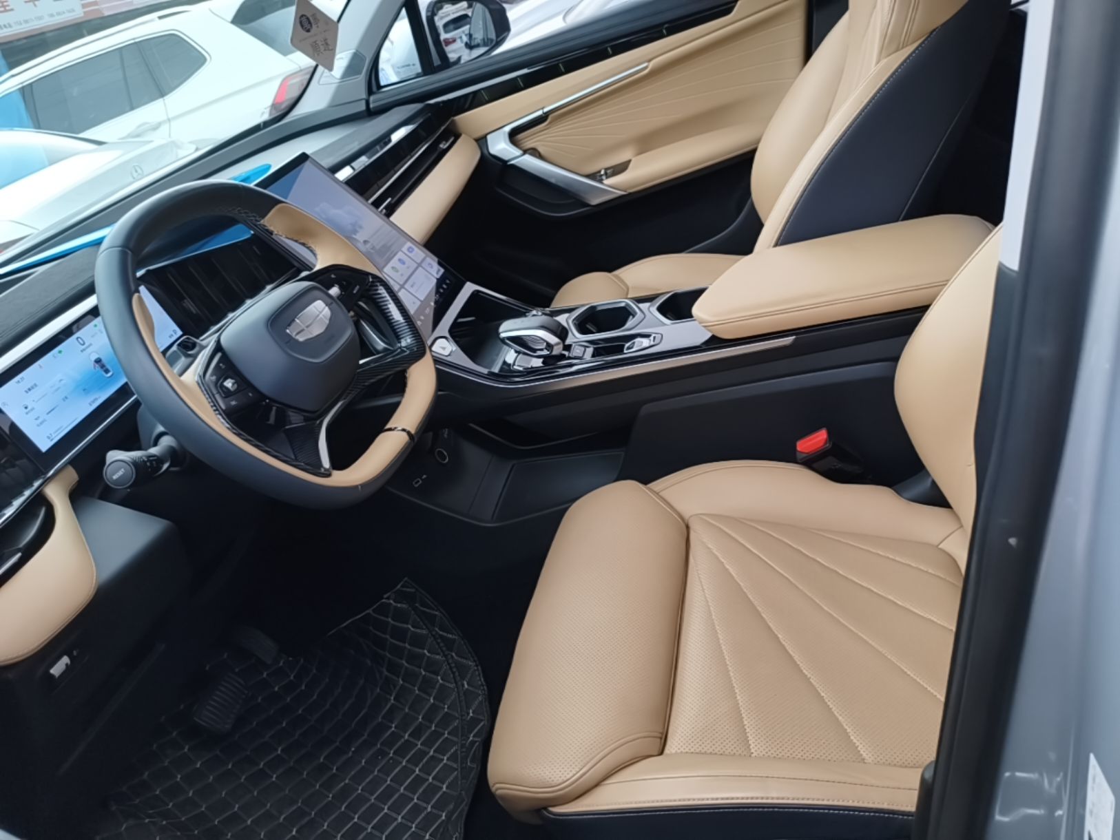 Geely Auto FX11 2023 2.0TD DCT Flagship Version — снимка 17