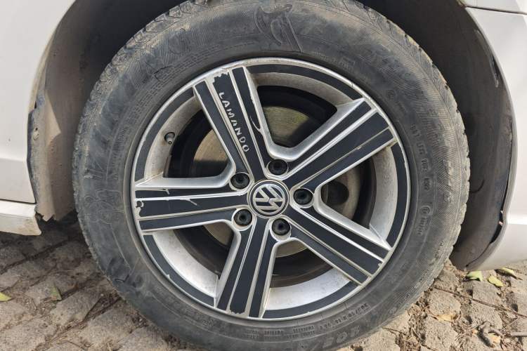 Used Volkswagen Lamando 2017 230TSI DSG Fashion Edition
