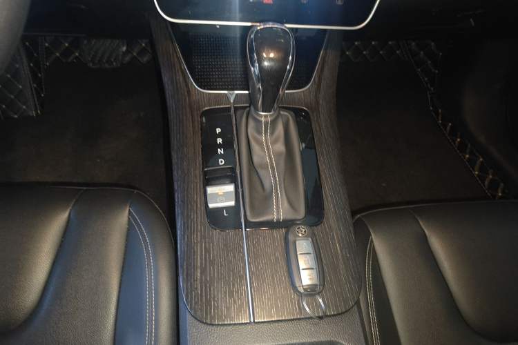 Used Venucia D60 2021 PLUS 1.6L XL CVT Yue Ling Edition
