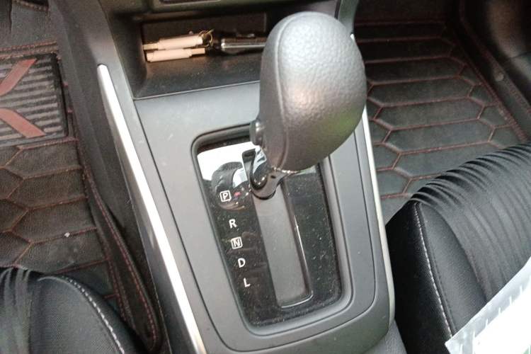 Used Nissan Sylphy 2022 Classic 1.6XE CVT Comfort Edition Gear Lever