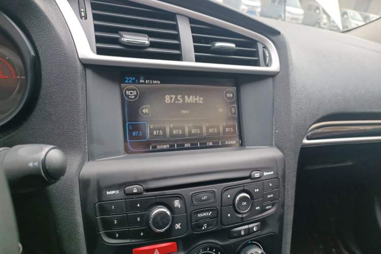 Used Citroen C4L 2014 1.8L Intelligent Drive Manual Enjoyment Model Audio And AC Panel