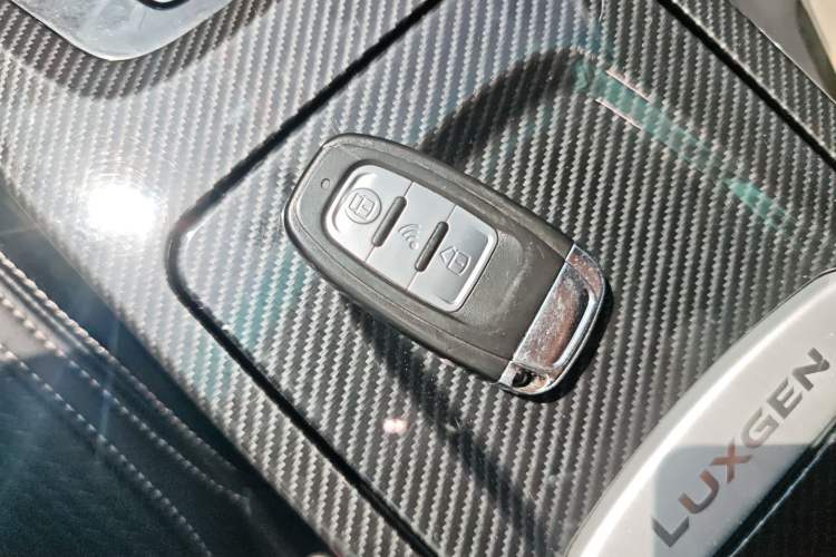 Used Luxgen U6 SUV 2017 Revised Version 1.6T Flagship Edition
