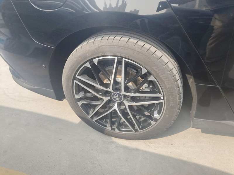 Used BYD Han 2025 Model EV Intelligent Driving Edition 635KM Flagship — 25