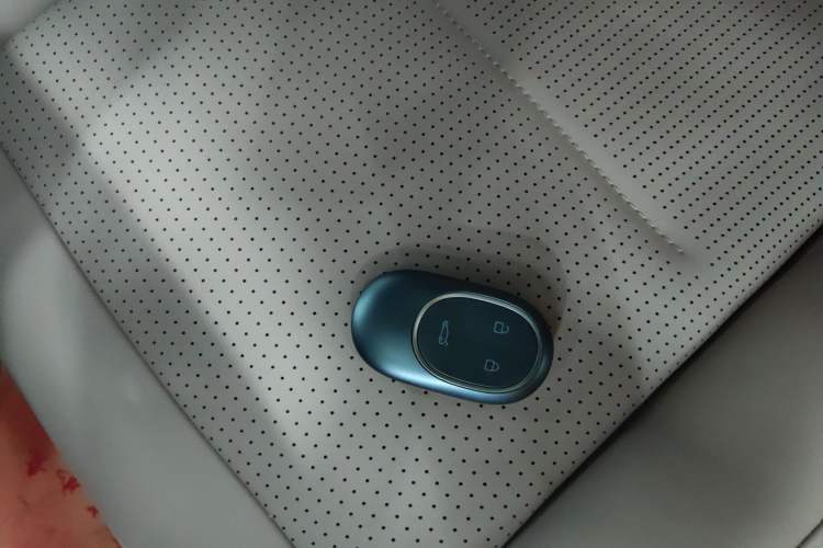 Used Nio ES6 2024 75 kWh Vehicle Key