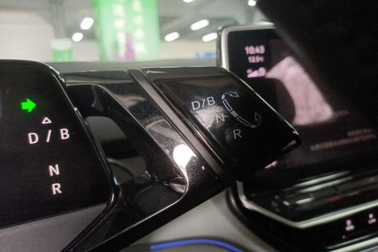 Used Volkswagen ID.6 CROZZ 2021 Long-Range PRO Edition Gear Lever