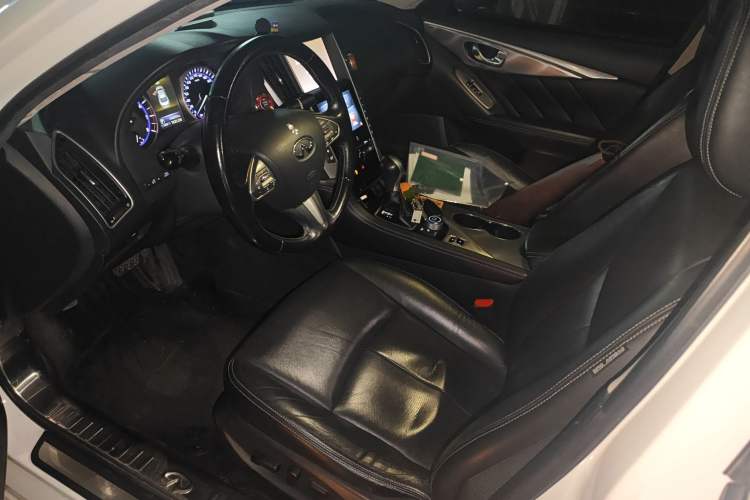 Used Infiniti Q50L 2015 2.0T Enjoyment Edition
