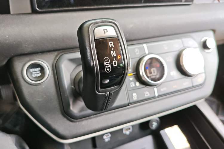 Used Land Rover Defender 2020 110 P400 SE