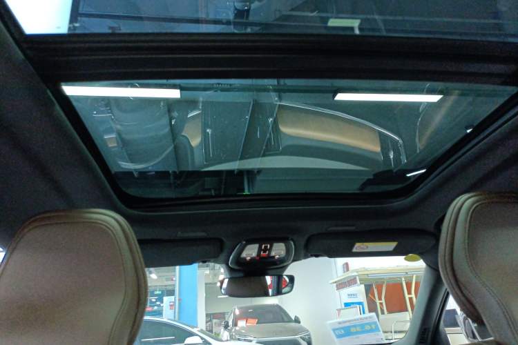 Used Volvo S90 New Energy 2022 T8 eDrive Hybrid Luxury Edition Headliner