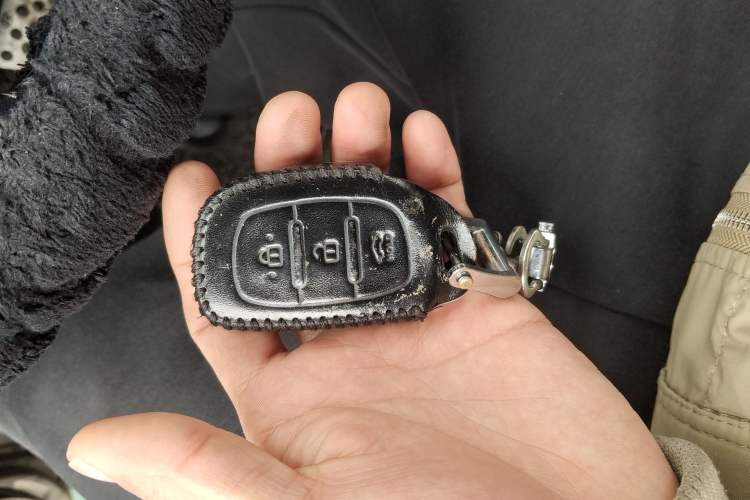 Used Hyundai ix35 2013 2.0L Automatic Two-Wheel Drive Smart GLS China IV Standard
