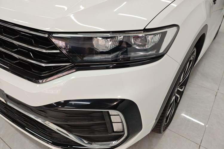 Used Volkswagen T-ROC 2020 280TSI DSG Two-Wheel Drive R-Line Pro