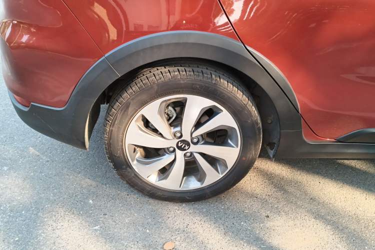 Used Kia KX Cross 2018 1.6L Automatic Dynamic Sunroof Version