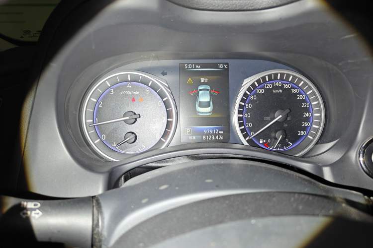 Used Infiniti Q50L 2015 2.0T Sport Edition Instrument Cluster