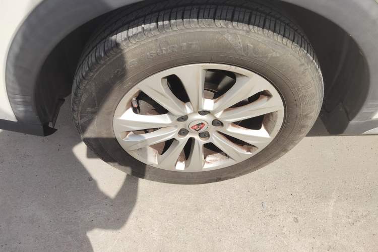 Used Roewe RX5 2018 20T Two-Wheel Drive Automatic Internet Smart Edition Left Front Wheel Hub