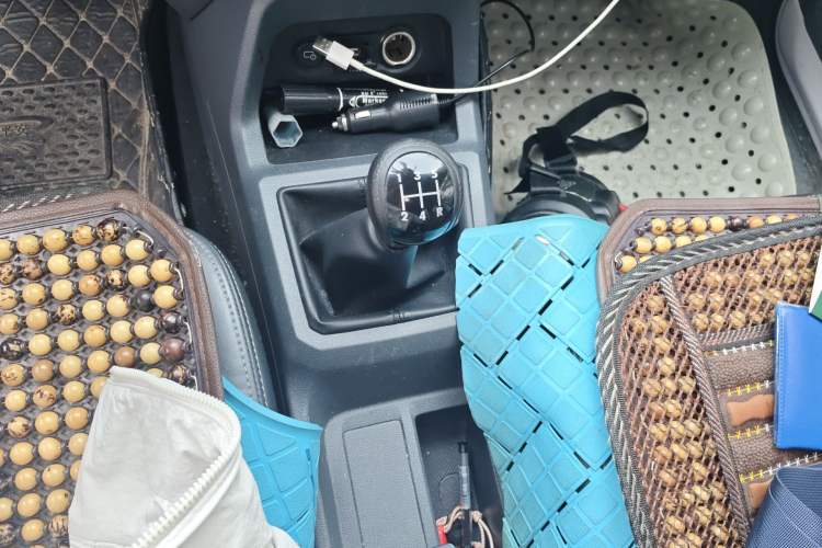 Used Wuling Zhengtu 2021 1.5L Adventure LAR Gear Lever