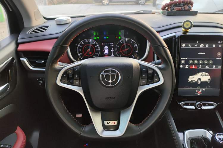 Used Brilliance V3 2017 1.5L Manual Smart Model
