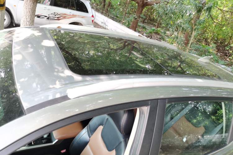 Used Geely Auto Vision X6 2018 1.4T CVT 4G Connected Flagship Edition