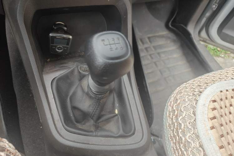 Used Wuling Hongguang V 2022 1.5L Jingqu Edition Electric-Assist LAR
