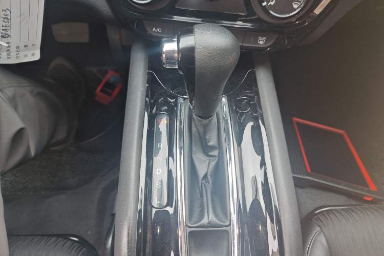 Used Honda Vezel 2020 1.5L CVT Pioneer Edition
